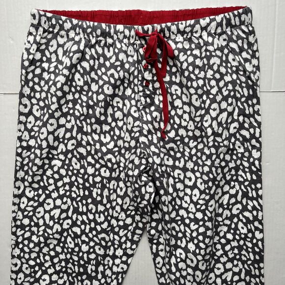 Soft Surroundings 2-PC Pajama Set Gray/White Flannel Animal Print Red Trim Sz 1X - Picture 5 of 15